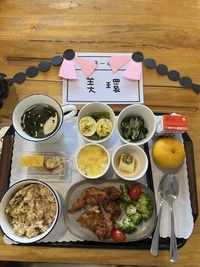 【教務處公告】門市服務科2025高三感恩分享會-甲乙食日圖片